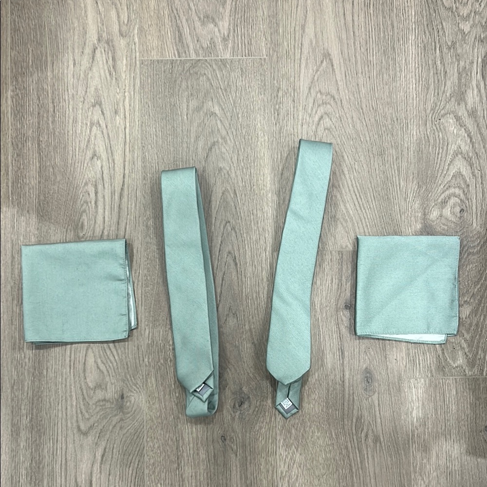 Mint Green Tie and Pocket Square Set